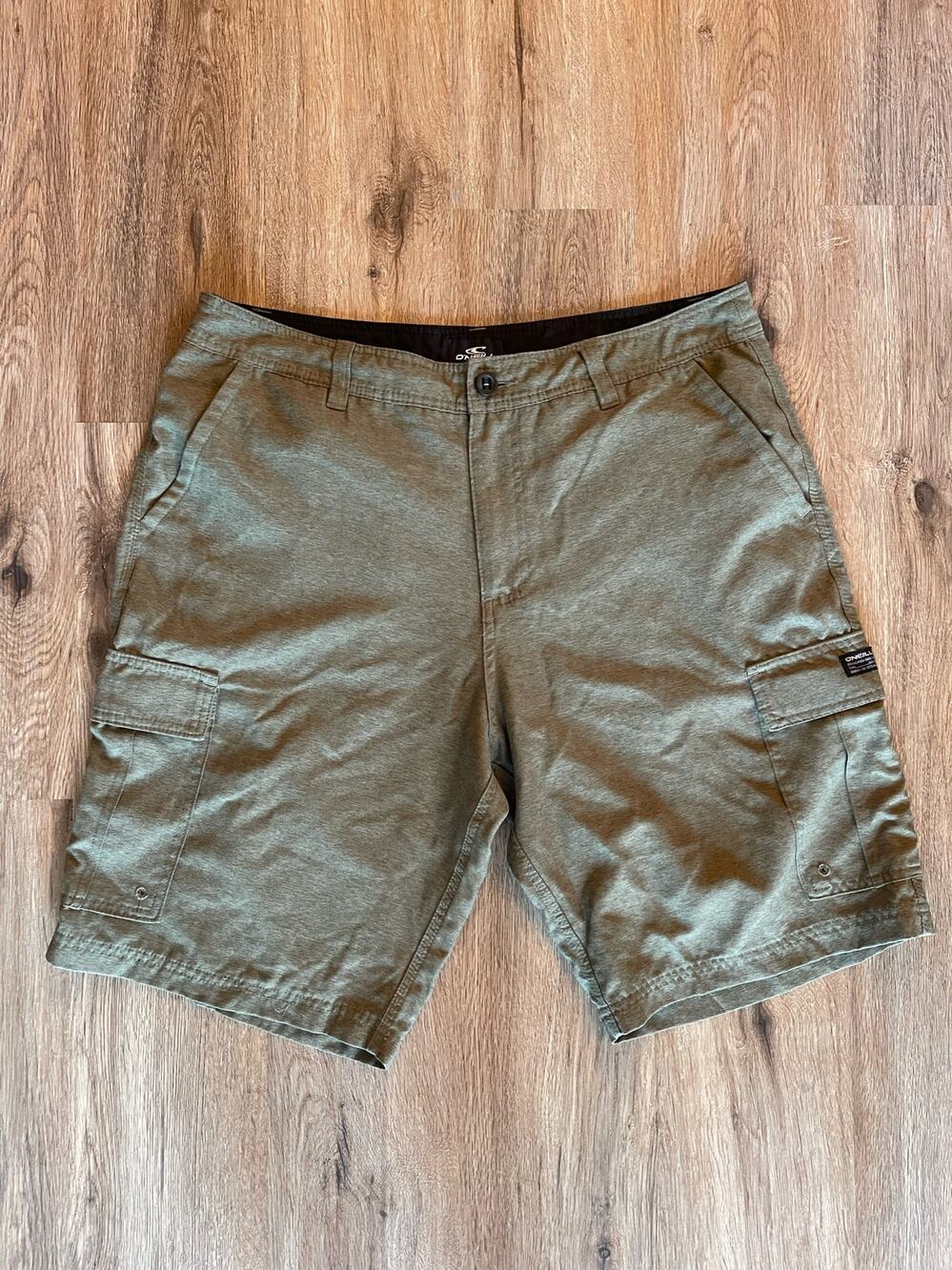 Green O’Neill Shorts Size 36 Standard Fit 10” Inseam